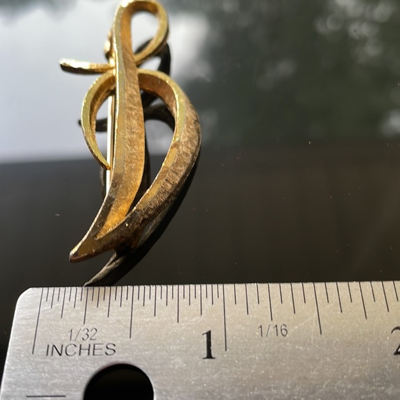 Brooch - Picture 6 of 7